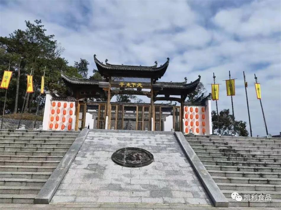 1659346080718805.jpg 100.jpg